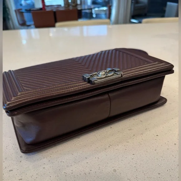 Chanel Chevron Boy Bag brown - Picture 6 of 14